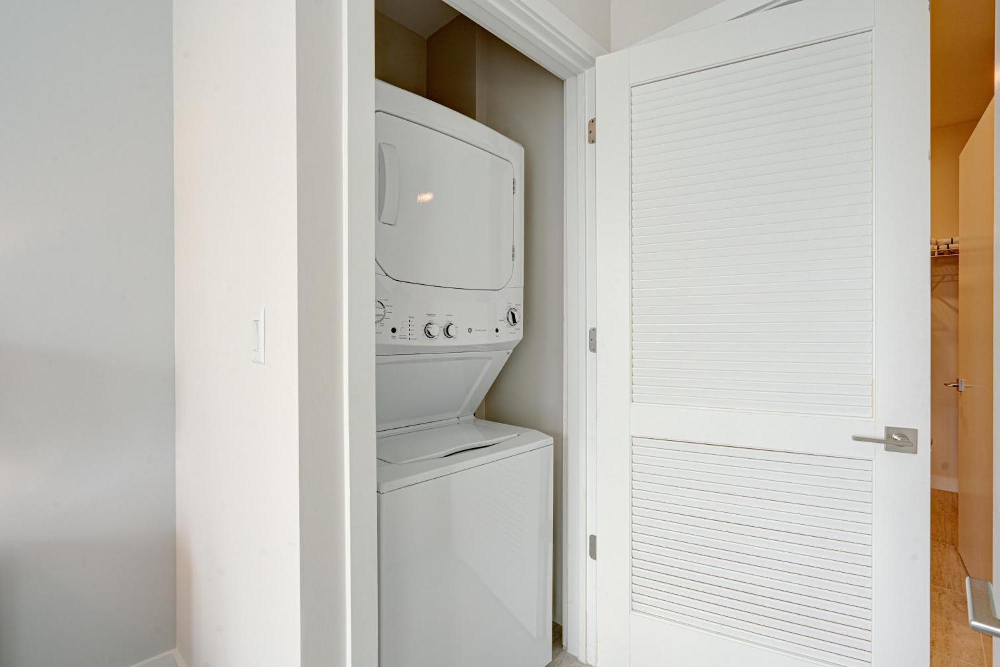 3900-604lg Design District, 1 Bedroom & 1 Bathroom Apartment